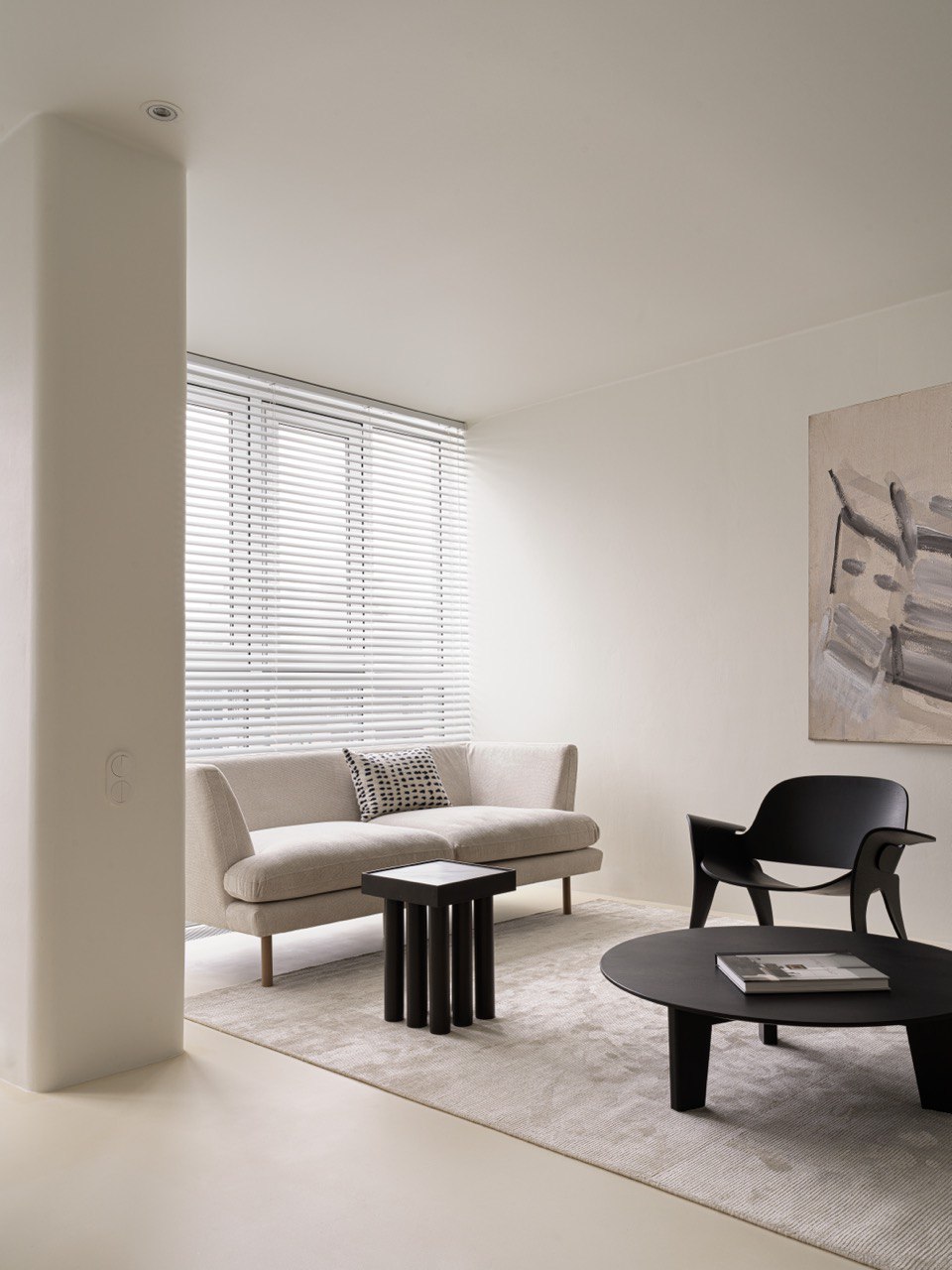 Теплый минимализм — Столовая 05